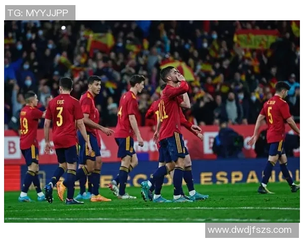 足球明星观赛趣事揭秘他们如何看待其他比赛的精彩瞬间